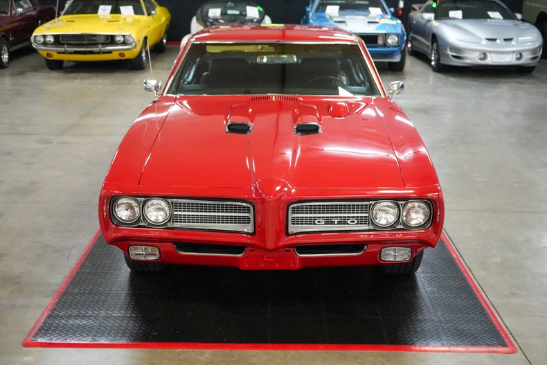 1969 Pontiac GTO 17