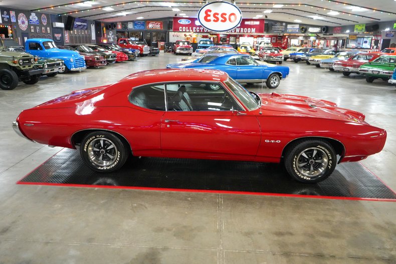 1969 Pontiac GTO 15