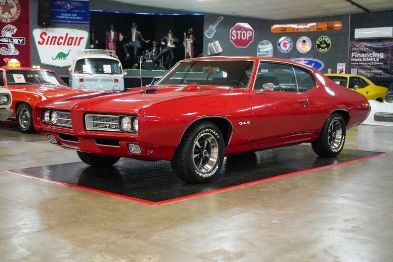 1969 Pontiac GTO 18