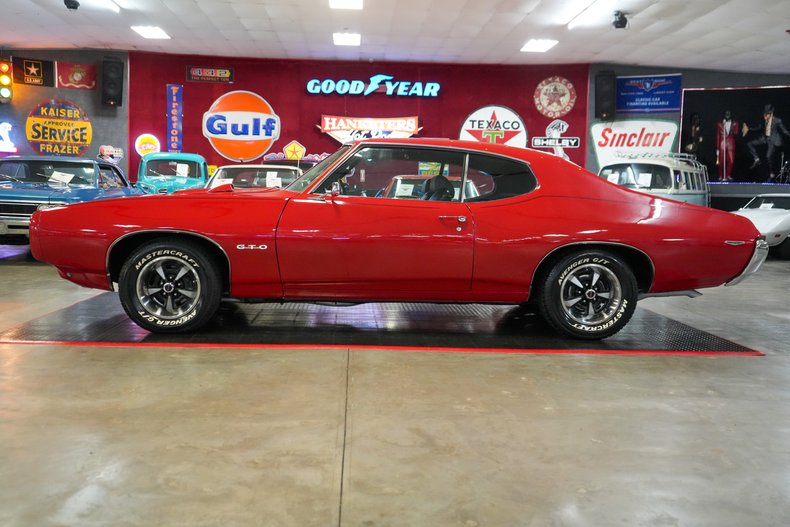 1969 Pontiac GTO 19