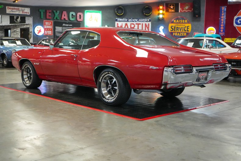 1969 Pontiac GTO 20