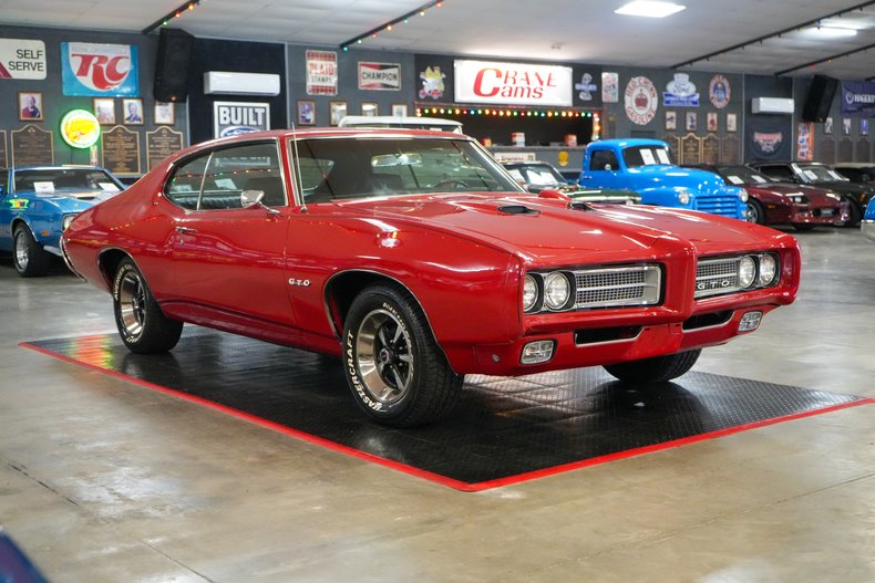 1969 Pontiac GTO 24