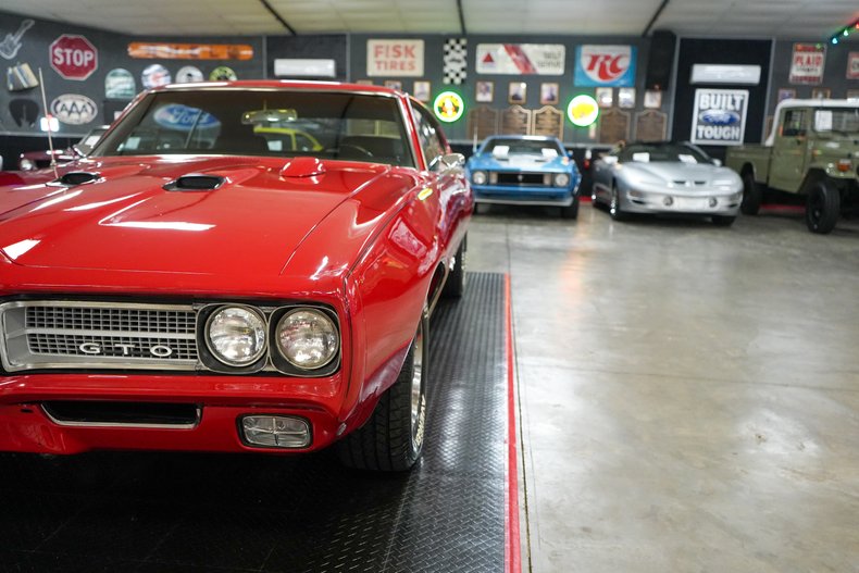 1969 Pontiac GTO 27