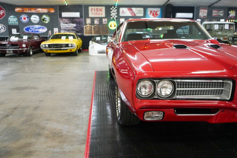 1969 Pontiac GTO 28