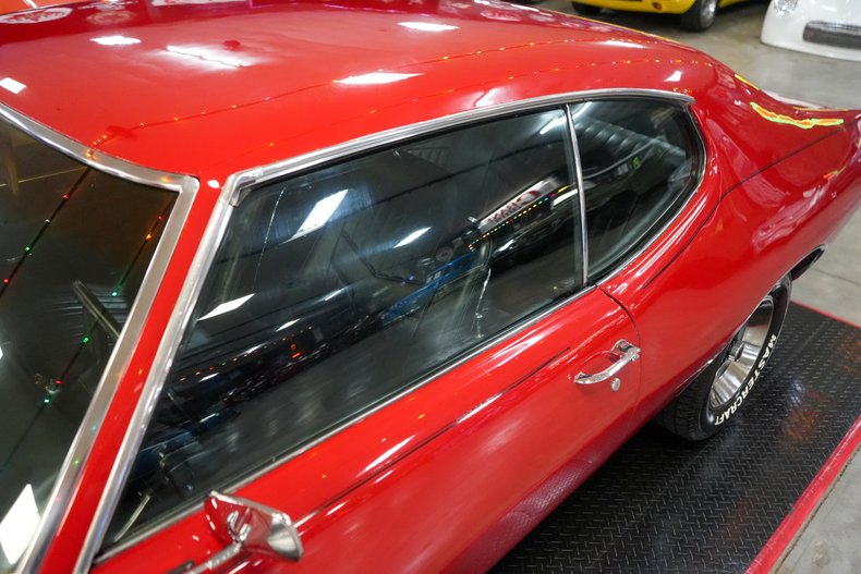1969 Pontiac GTO 36