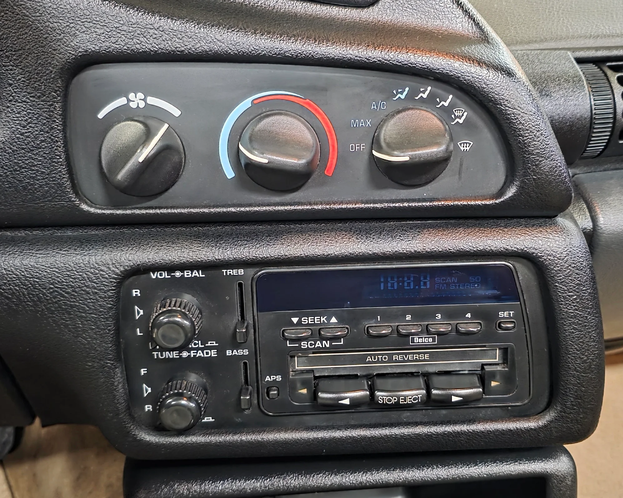 1994 Chevrolet Camaro - Photo 20