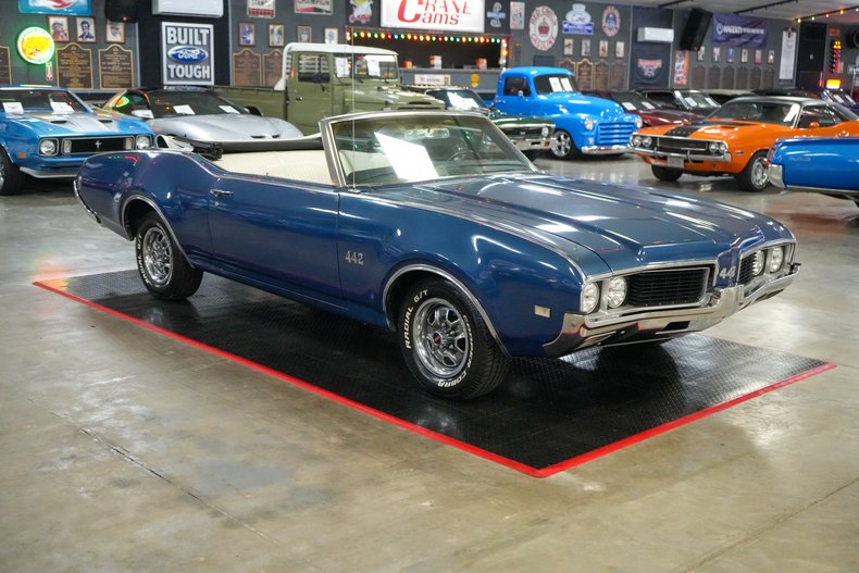 1969 Oldsmobile 442 Convertible 8