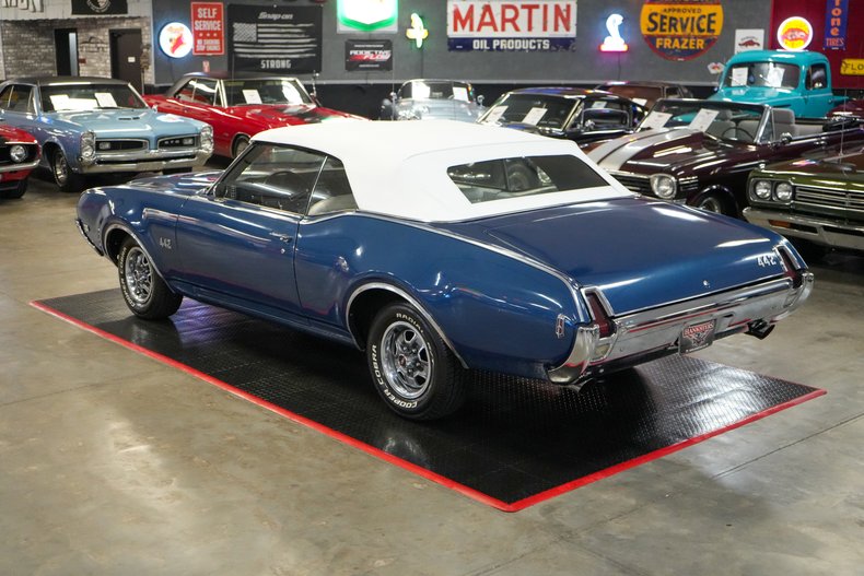1969 Oldsmobile 442 Convertible 20