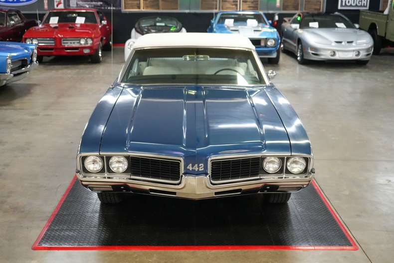 1969 Oldsmobile 442 Convertible 25