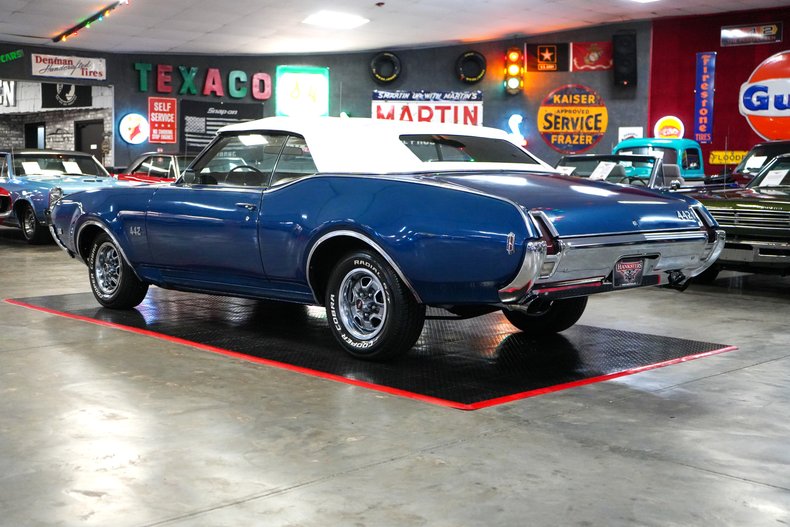 1969 Oldsmobile 442 Convertible 28