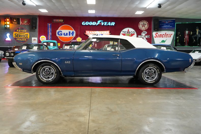 1969 Oldsmobile 442 Convertible 27
