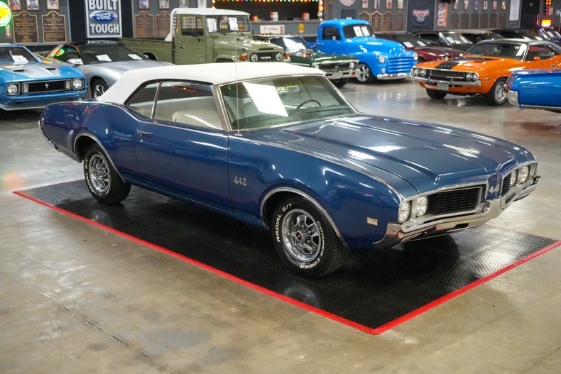 1969 Oldsmobile 442 Convertible 24