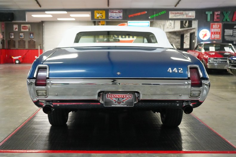 1969 Oldsmobile 442 Convertible 29
