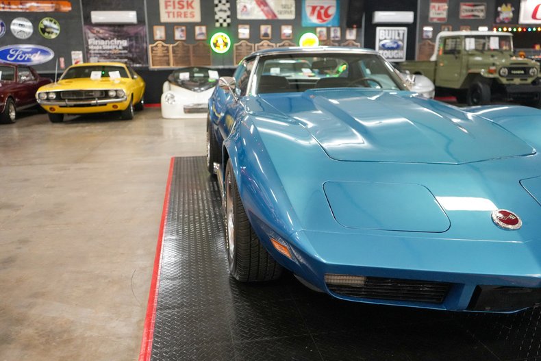 1973 Chevrolet Corvette Stingray 35