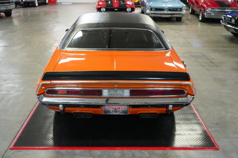 1970 Dodge Challenger R/T 13