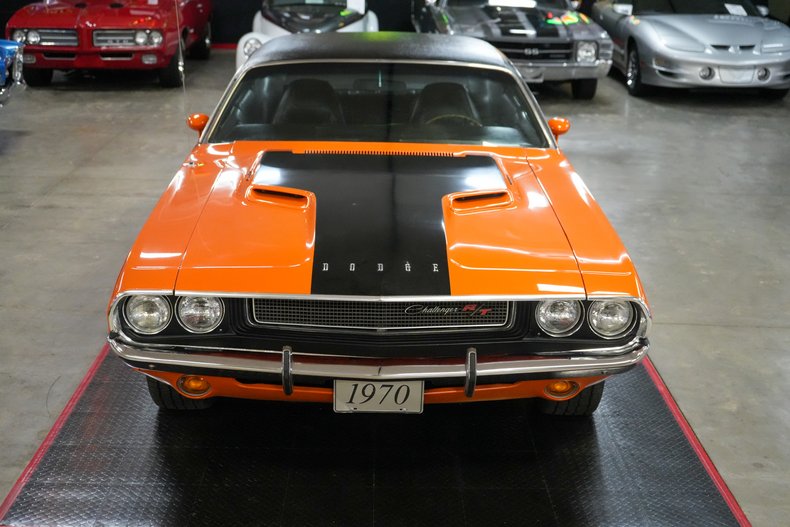 1970 Dodge Challenger R/T 17