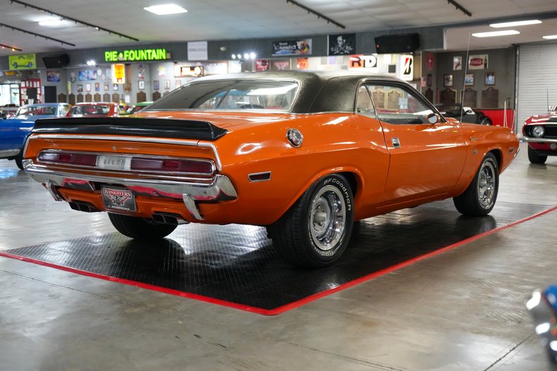 1970 Dodge Challenger R/T 22