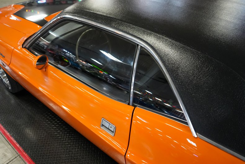 1970 Dodge Challenger R/T 37