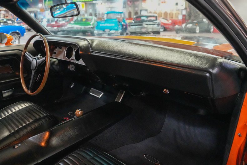 1970 Dodge Challenger R/T 73