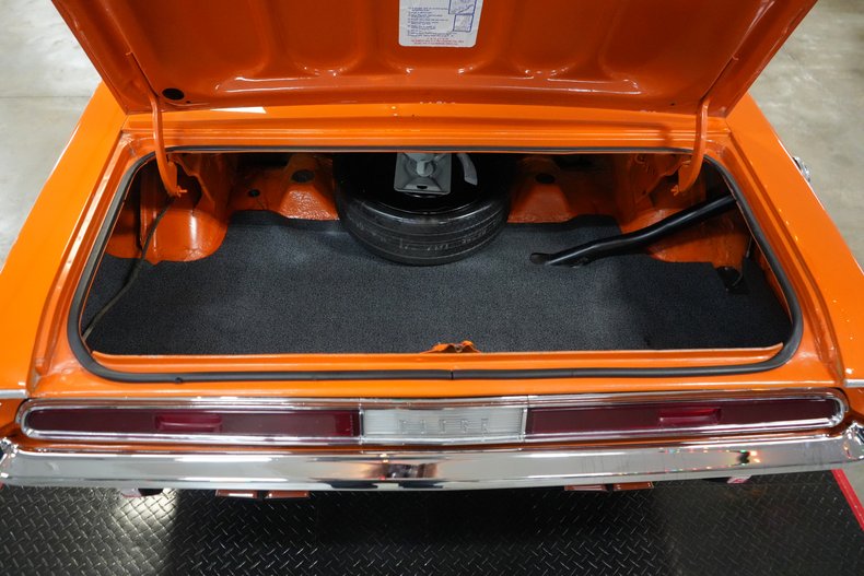 1970 Dodge Challenger R/T 77