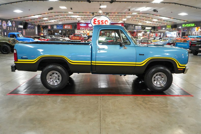 For Sale 1975 Dodge W100 Power Wagon 4x4