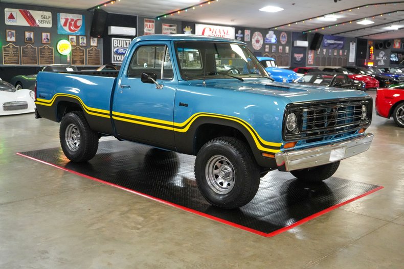 For Sale 1975 Dodge W100 Power Wagon 4x4