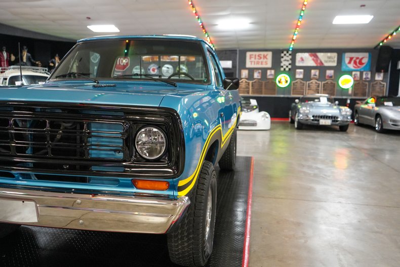 For Sale 1975 Dodge W100 Power Wagon 4x4