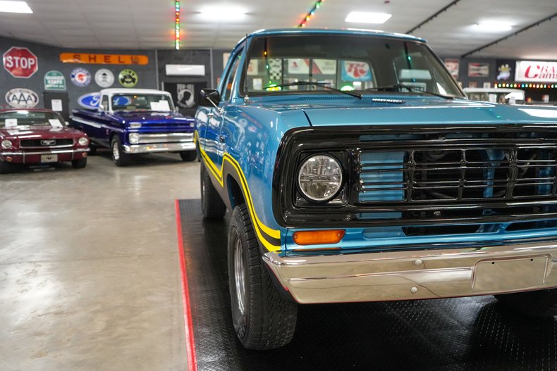 For Sale 1975 Dodge W100 Power Wagon 4x4