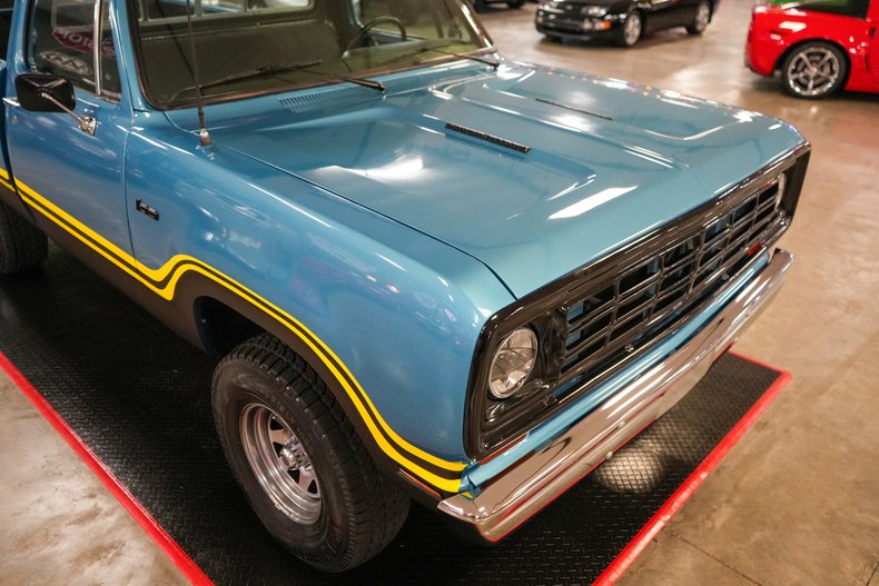 For Sale 1975 Dodge W100 Power Wagon 4x4