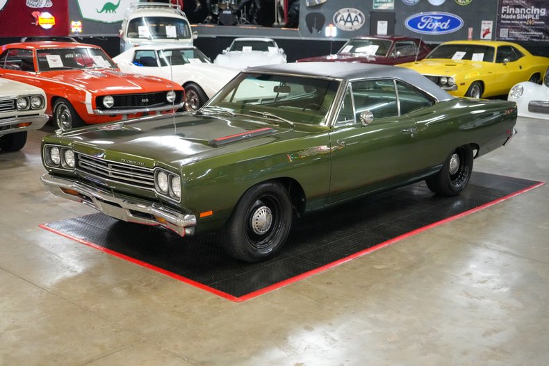 1969 Plymouth Roadrunner 10
