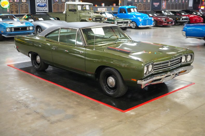1969 Plymouth Roadrunner 16