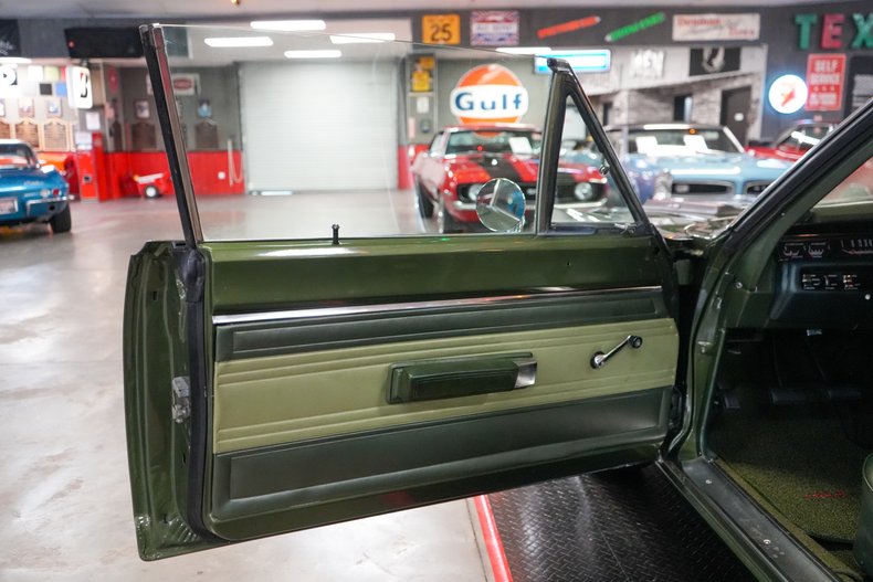1969 Plymouth Roadrunner 57