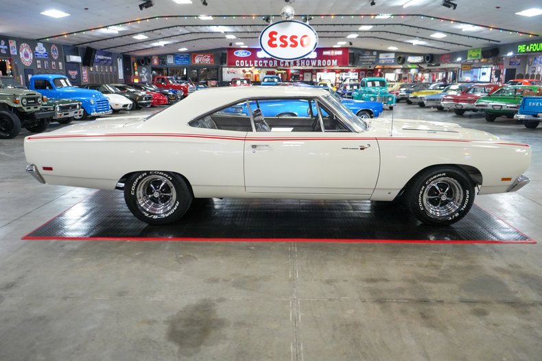 For Sale 1969 Plymouth Roadrunner