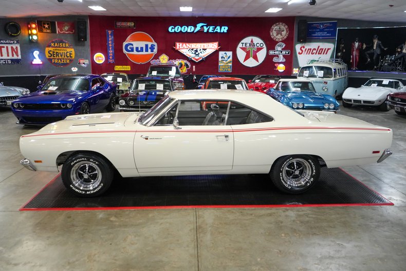 For Sale 1969 Plymouth Roadrunner