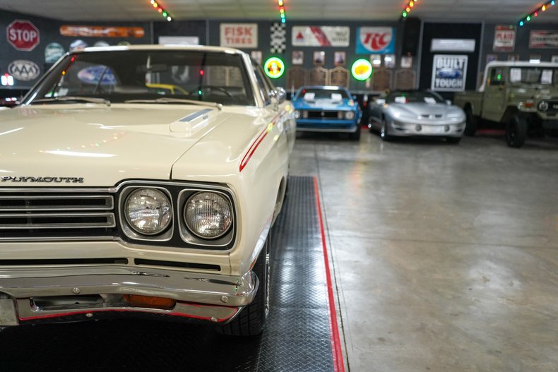 For Sale 1969 Plymouth Roadrunner