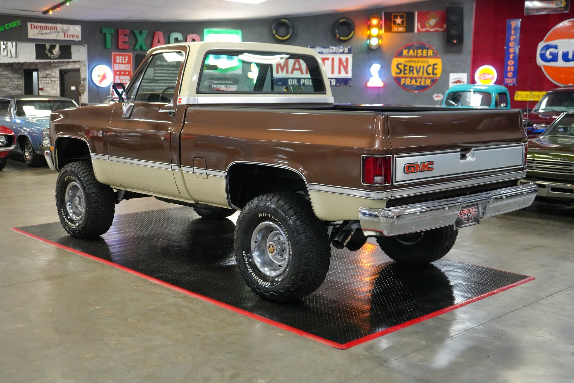 1984 GMC Sierra K1500 Short Bed 4x4 | Hanksters Hot Rods