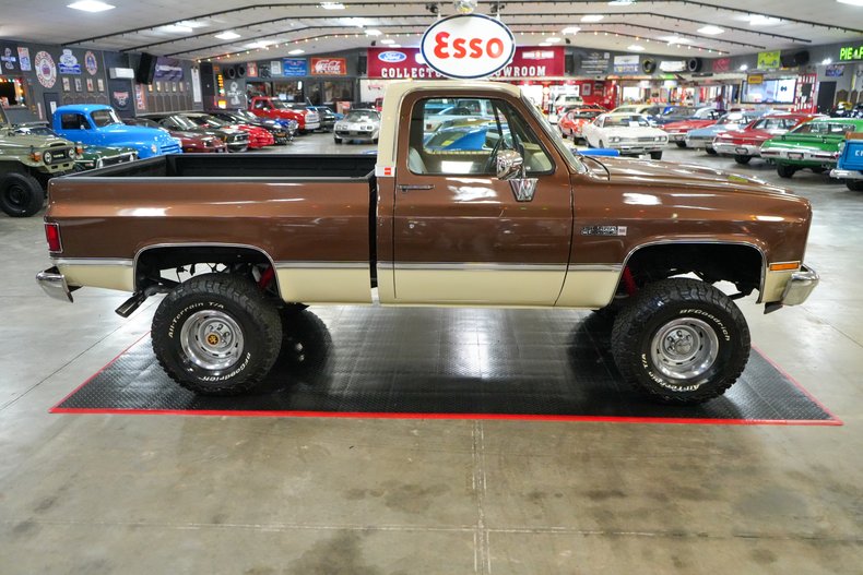 1984 GMC Sierra K1500 Short Bed 4x4 15