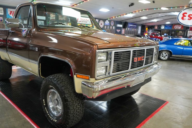 1984 GMC Sierra K1500 Short Bed 4x4 29