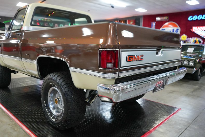 1984 GMC Sierra K1500 Short Bed 4x4 43