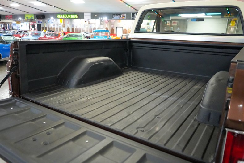 1984 GMC Sierra K1500 Short Bed 4x4 73