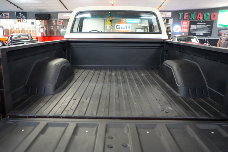 1984 GMC Sierra K1500 Short Bed 4x4 74