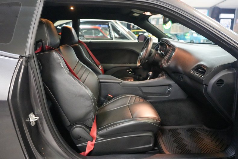For Sale 2015 Dodge Challenger SRT Hellcat