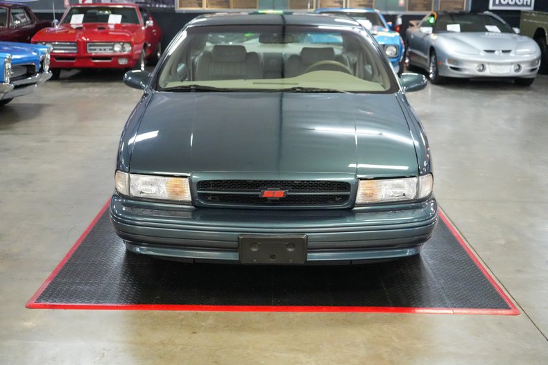 1996 Chevrolet Impala SS 9