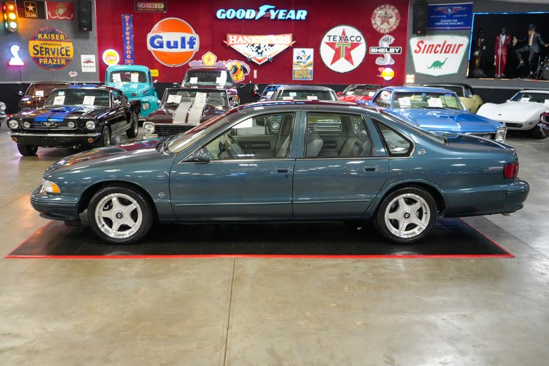 1996 Chevrolet Impala SS 11