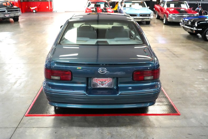 1996 Chevrolet Impala SS 13