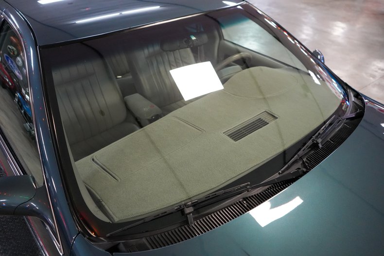 1996 Chevrolet Impala SS 33