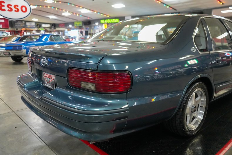 1996 Chevrolet Impala SS 45