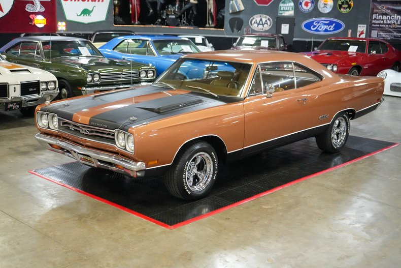 1969 Plymouth GTX 10