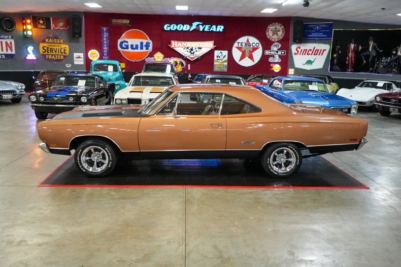 1969 Plymouth GTX 11