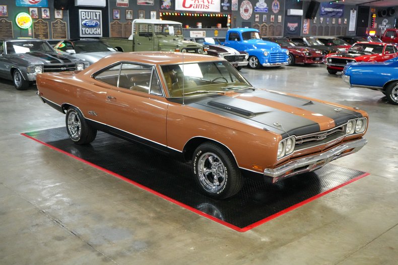 1969 Plymouth GTX 16